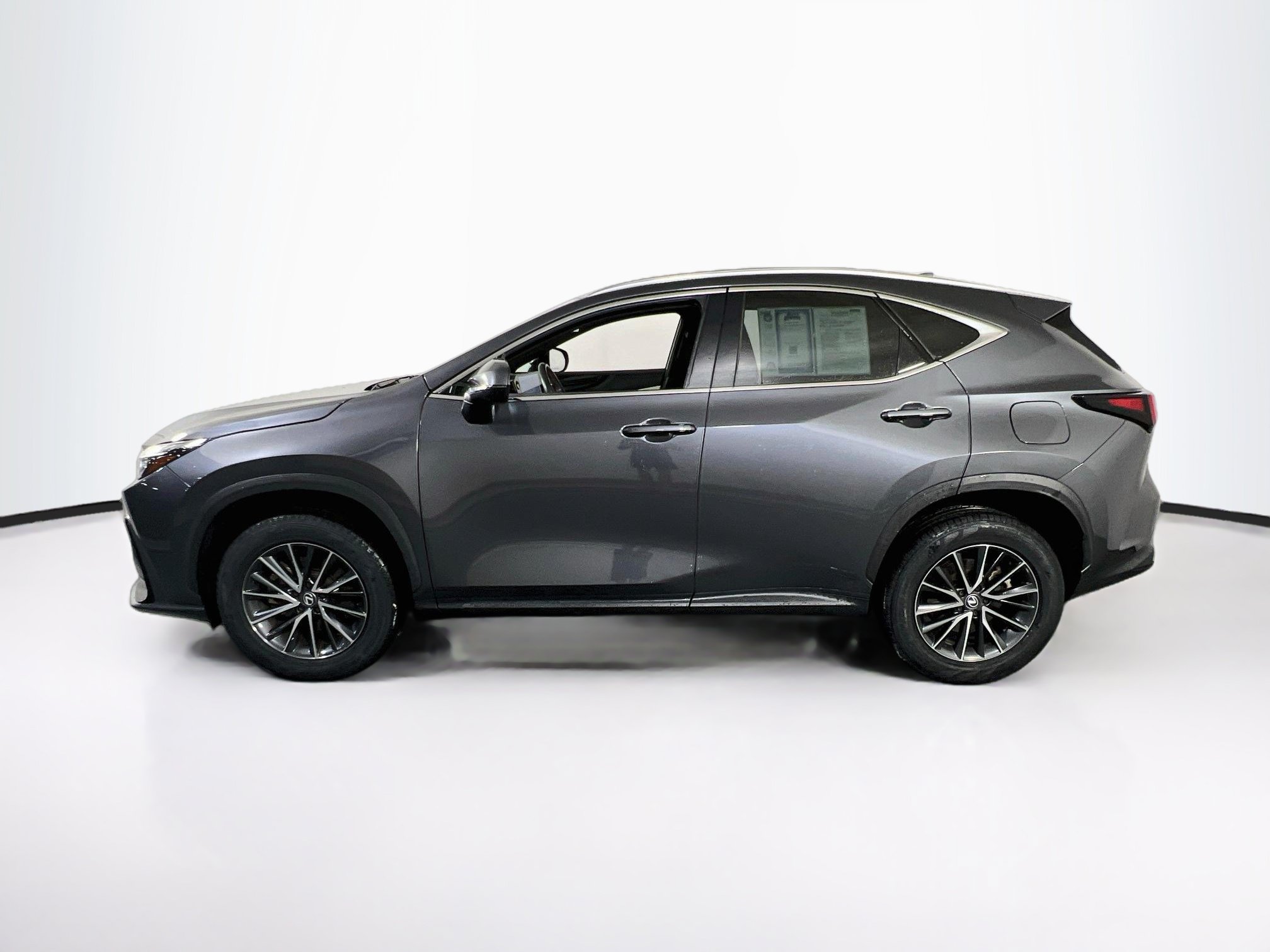Used 2024 Lexus NX 350 AWD image 8