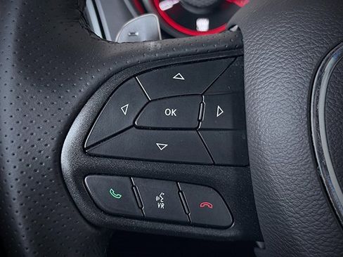 Used 2022 Dodge Challenger R/T image 12