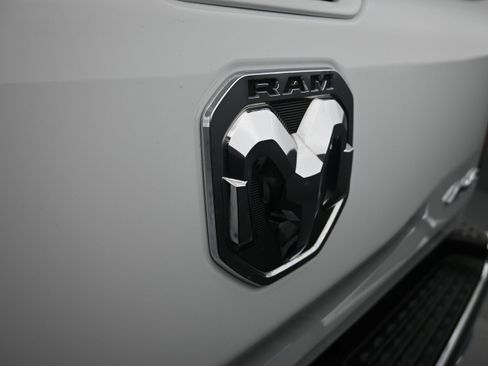 Used 2022 RAM 1500 Big Horn image 40