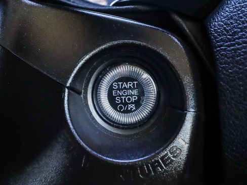 Used 2023 Jeep Renegade Latitude image 13