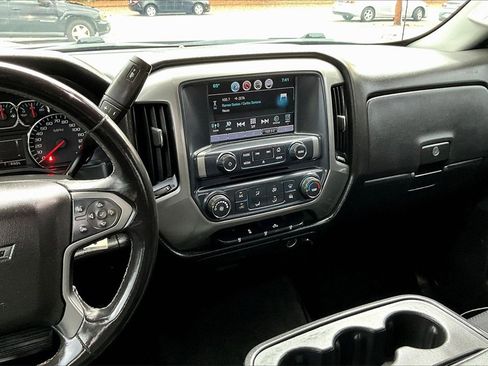 Certified 2018 Chevrolet Silverado 1500 LT image 10