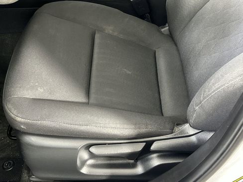 Used 2023 Toyota Corolla LE image 16