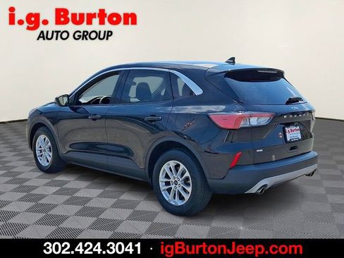 Used 2021 Ford Escape SE w/ Convenience Package FWD image 4