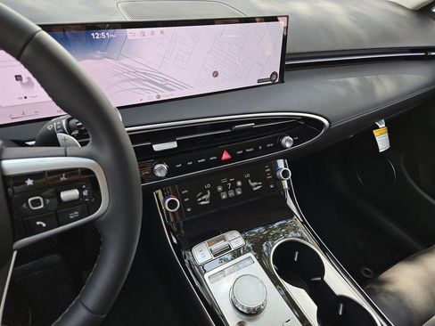 New 2026 Genesis GV70 2.5T image 22