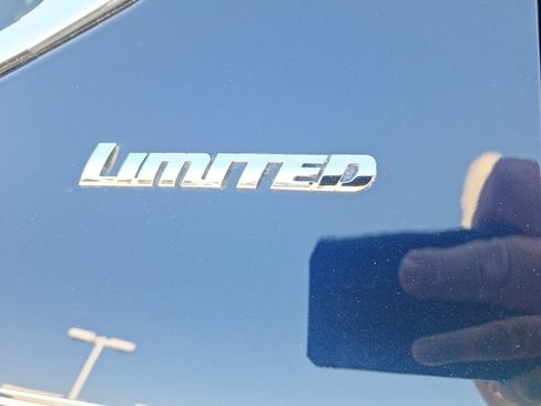 Used 2023 Toyota Tundra Limited AWD/4WD image 13