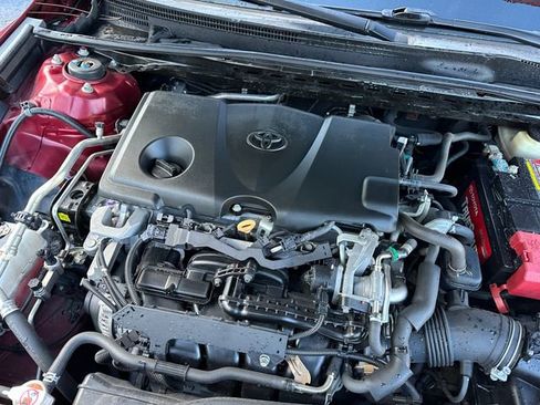 Used 2018 Toyota Camry SE image 29