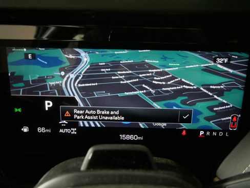 Used 2025 GMC Yukon Denali Ultimate AWD/4WD image 34