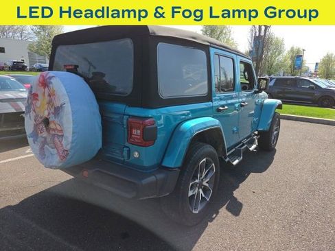 Used 2024 Jeep Wrangler Unlimited w/ Convenience Group image 6