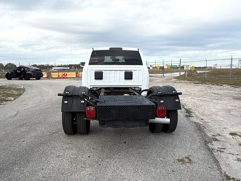Used 2021 RAM 3500 Tradesman w/ Max Tow Package RWD image 5
