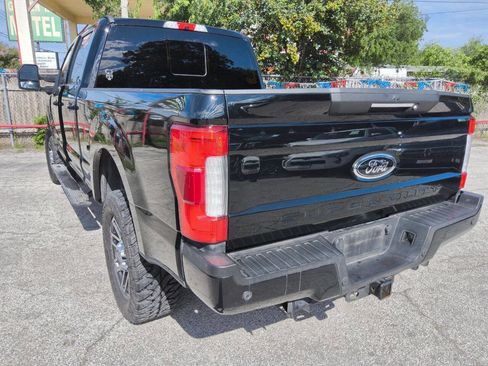 Used 2018 Ford F250 Lariat w/ Lariat Ultimate Package AWD/4WD image 5