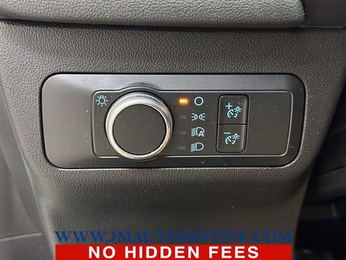 Used 2022 Ford Escape SE FWD image 31
