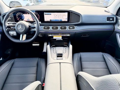 New 2026 Mercedes-Benz GLS 450 4MATIC image 29