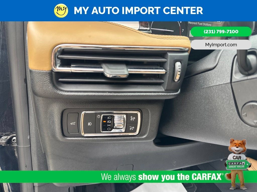 Used 2020 Lincoln Corsair Reserve AWD/4WD image 14