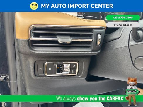 Used 2020 Lincoln Corsair Reserve AWD/4WD image 14