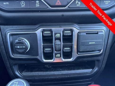 Used 2021 Jeep Gladiator Overland w/ Popular Equipment Package image 8