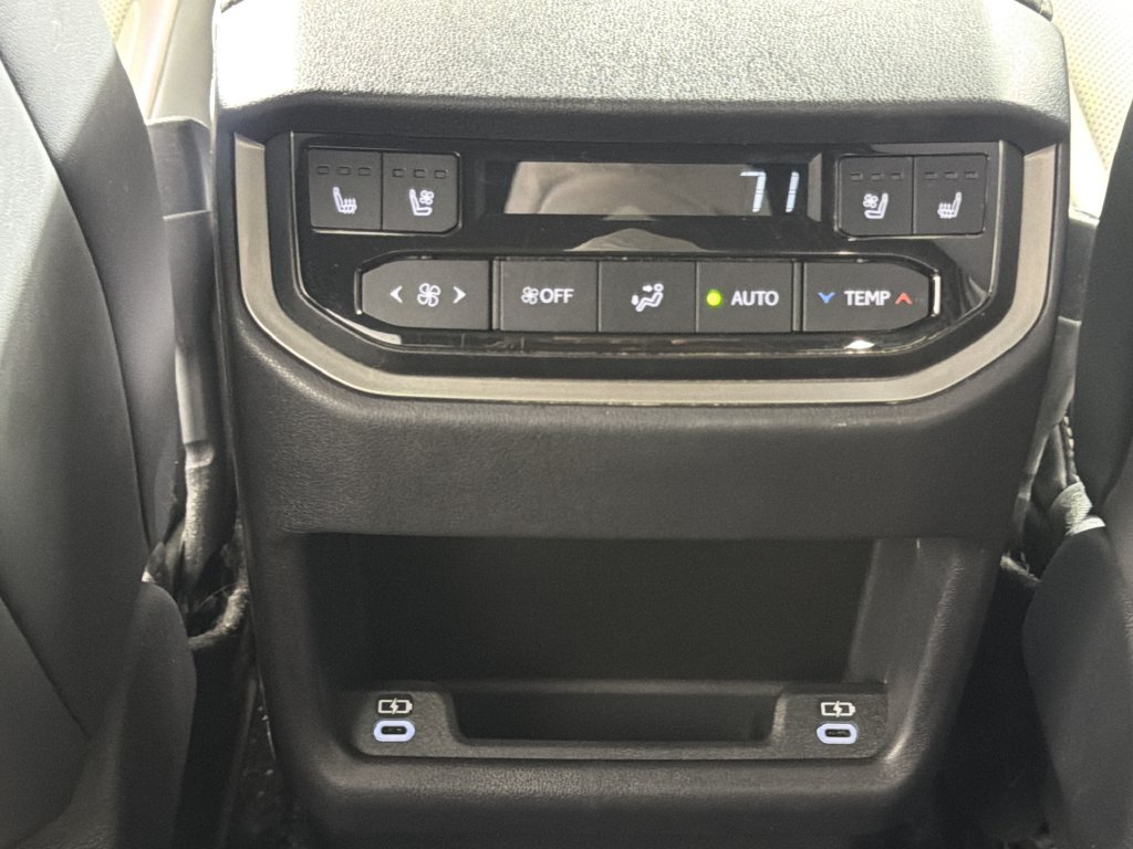 Used 2025 Lexus TX 350 AWD w/ Technology Package image 32