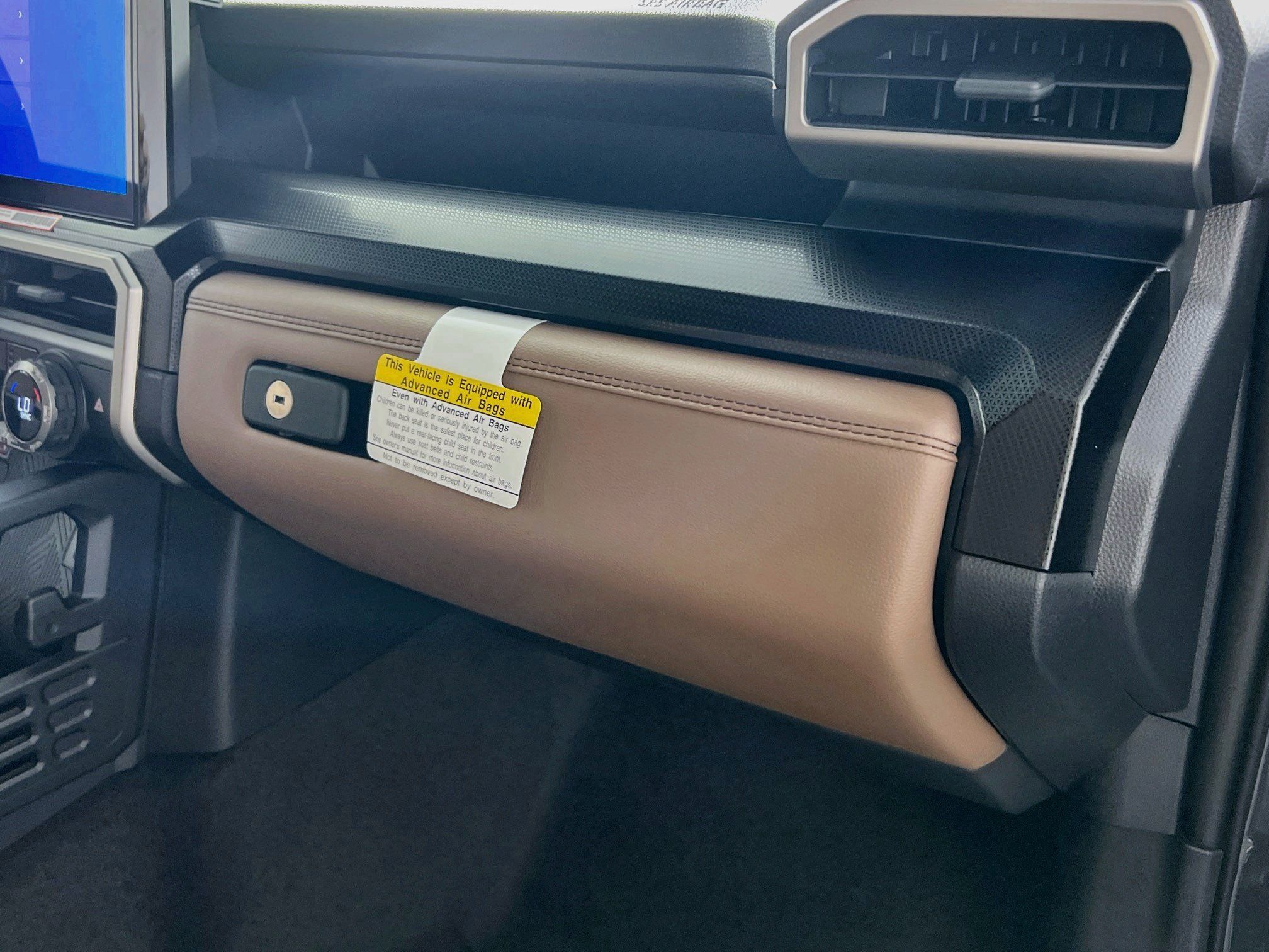 New 2026 Toyota 4Runner Limited AWD/4WD image 33