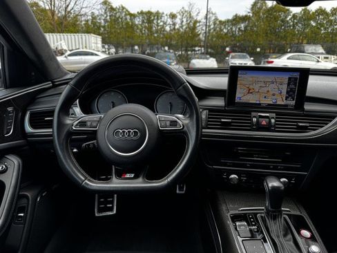 Used 2018 Audi S6 Prestige w/ Prestige Package image 33