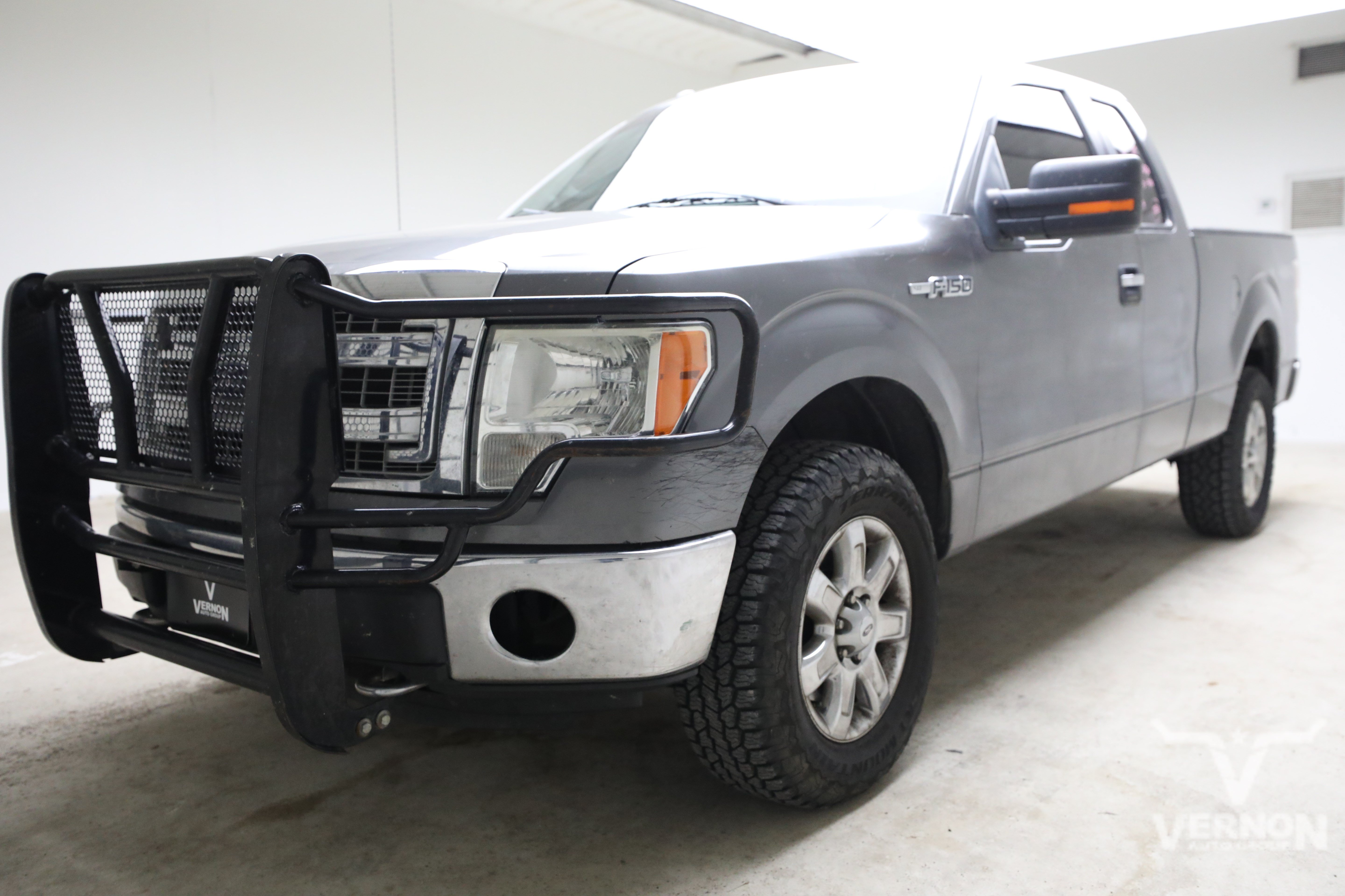 Used 2013 Ford F150 XLT w/ XLT Chrome Pkg AWD/4WD image 1