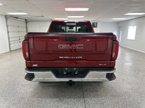 Used 2022 GMC Sierra 1500 SLT w/ SLT Premium Plus Package AWD/4WD image 7
