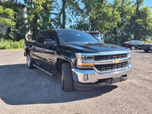 Used 2018 Chevrolet Silverado 1500 LT w/ All Star Edition AWD/4WD image 26
