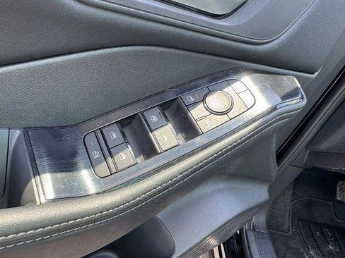Certified 2026 Nissan Rogue SV FWD image 15