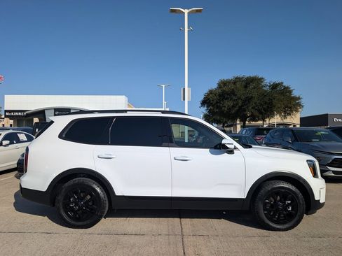 Used 2025 Kia Telluride SX Prestige X-Pro AWD/4WD image 3