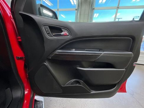 Used 2016 GMC Canyon SLE w/ SLE Convenience Package image 25