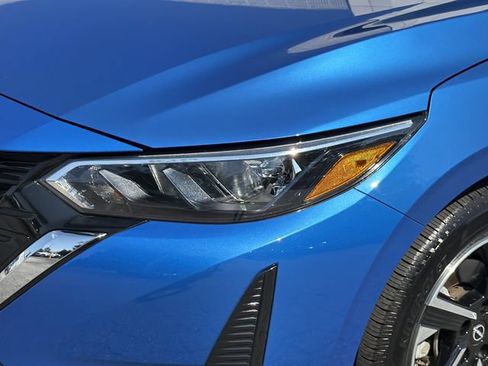 Used 2024 Nissan Sentra S FWD image 11