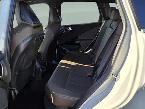 New 2026 BMW X3 xDrive30 w/ Convenience Package image 10