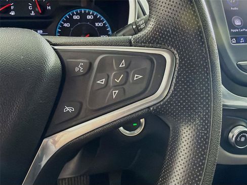 Used 2022 Chevrolet Equinox LS AWD/4WD image 41
