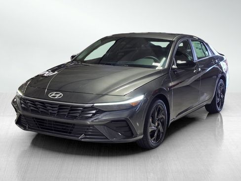 New 2026 Hyundai Elantra Sport image 3