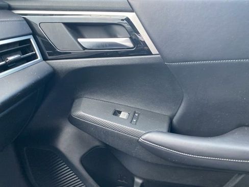 Used 2024 Mitsubishi Outlander SE image 22