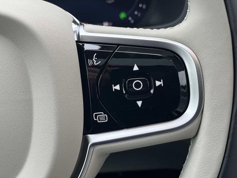 New 2026 Volvo XC90 B6 Ultra w/ Protection Package image 30