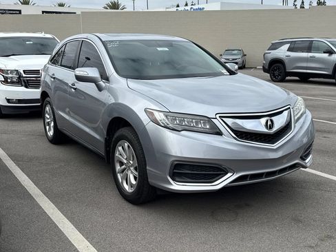 Used 2017 Acura RDX FWD image 2