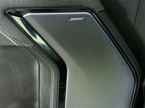 Used 2024 GMC Sierra 2500 AT4X image 12