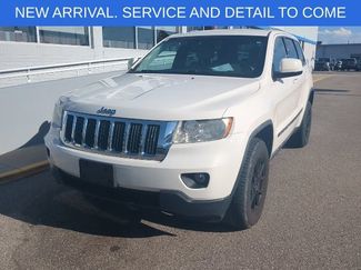 Used 2012 Jeep Grand Cherokee Laredo w/ Laredo E Group AWD/4WD video 1