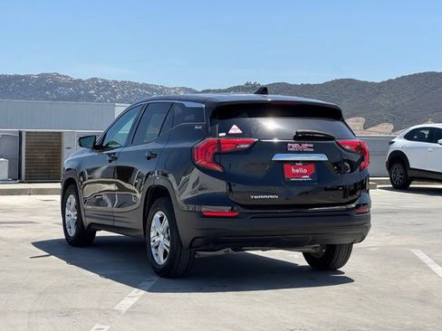 Used 2018 GMC Terrain SLE FWD image 31