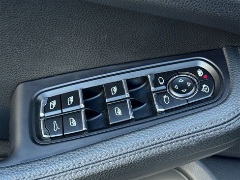 Used 2018 Porsche Macan image 13