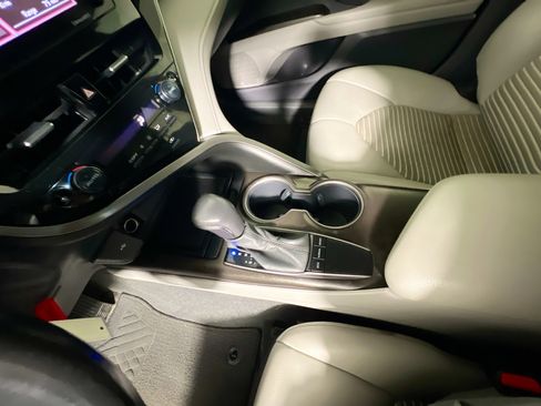 Used 2023 Toyota Camry SE image 25