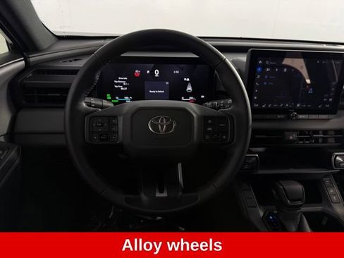 Used 2026 Toyota RAV4 SE w/ Convenience Package AWD/4WD image 16
