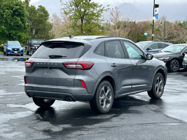 Used 2024 Ford Escape ST-Line AWD/4WD image 3