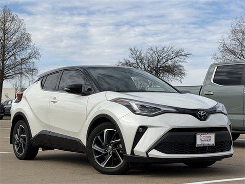Certified 2021 Toyota C-HR Limited image 2