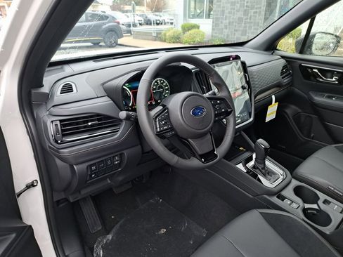 New 2025 Subaru Forester Touring image 9