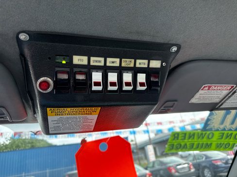 Used 2011 Ford F550 2WD Regular Cab Super Duty w/ Payload Upgrade Pkg image 29