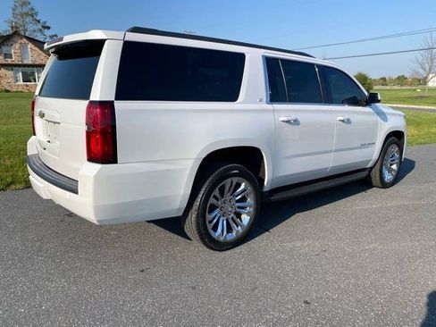 Used 2019 Chevrolet Suburban LT AWD/4WD image 8
