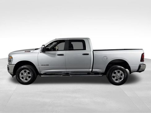 Used 2026 RAM 2500 Big Horn AWD/4WD image 10