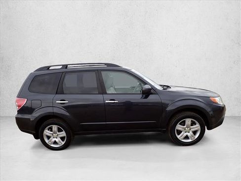 Used 2010 Subaru Forester 2.5X Premium w/ Popular Equipment Group 1A AWD/4WD image 5