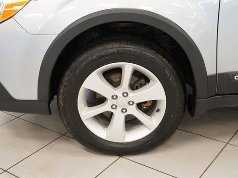 Used 2013 Subaru Outback 2.5i Premium AWD/4WD image 20