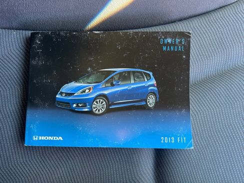Used 2013 Honda Fit image 26